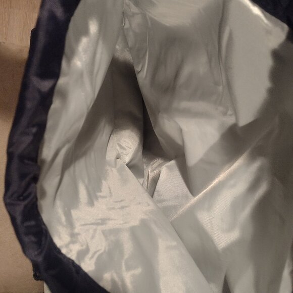 The Rock nylon backpack new in great condition - Picture 3 of 7